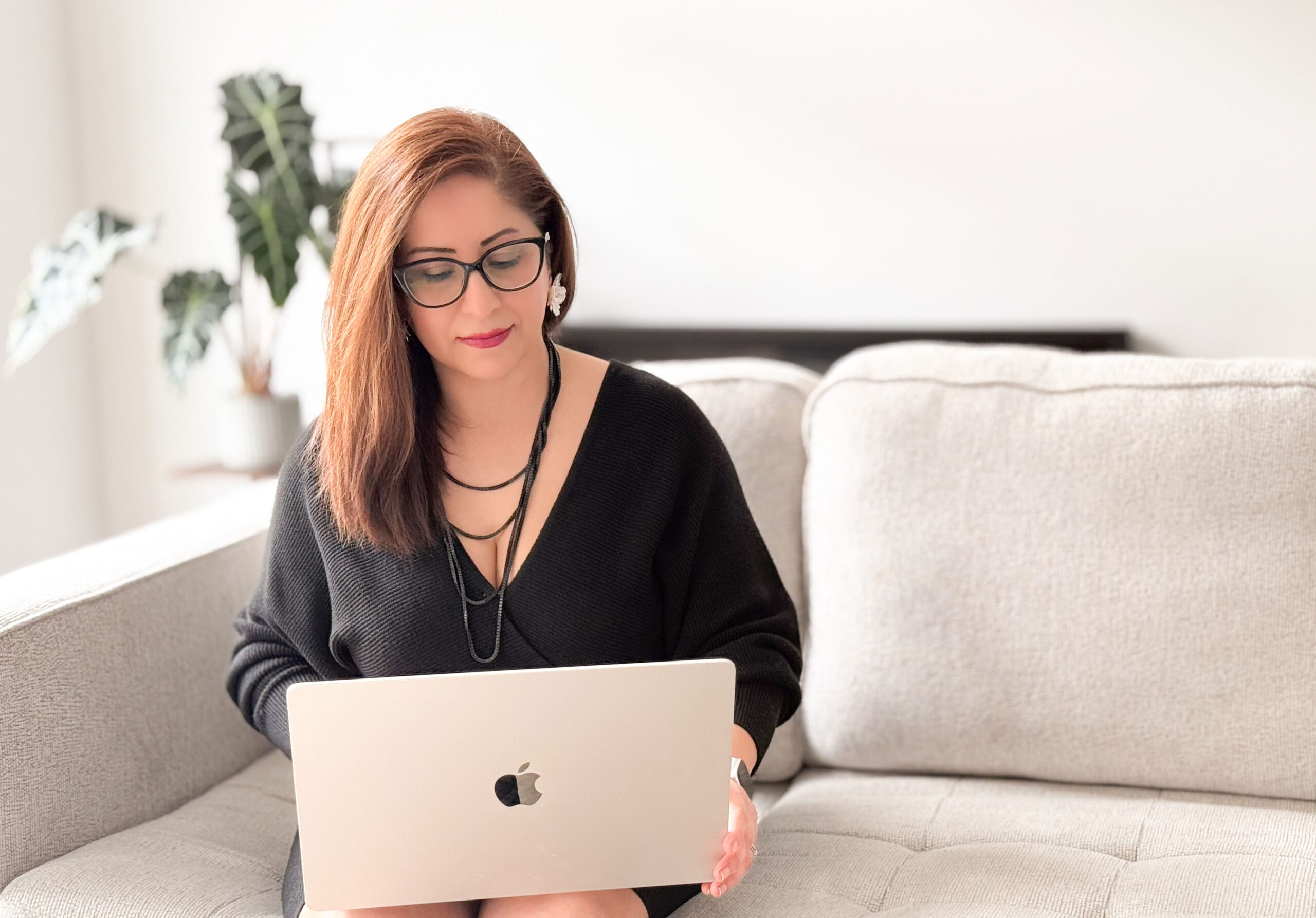 Richmond Hill Website Design Studio | Leila Azmand – Raindow Creatives